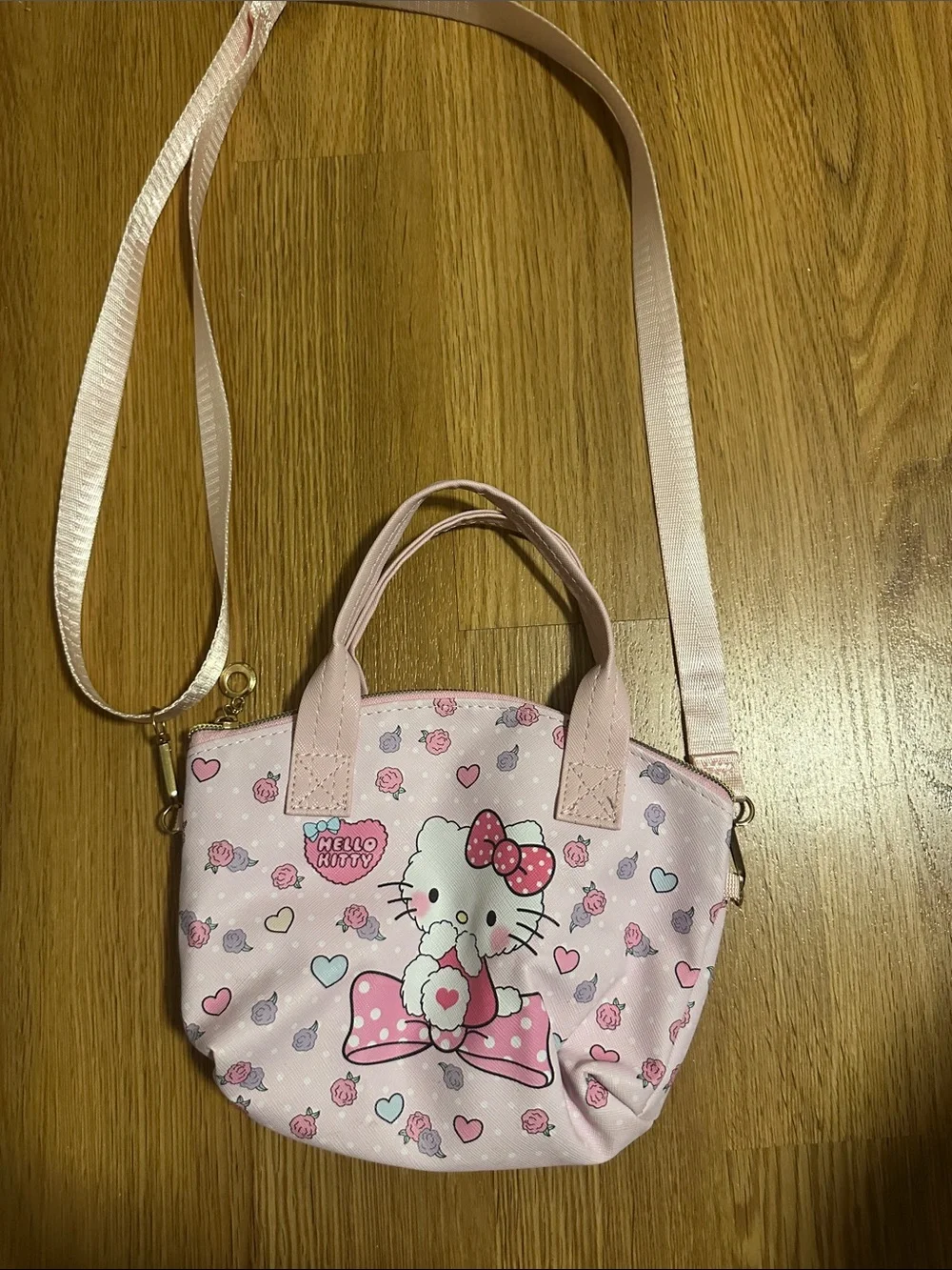 Hello Kitty small hello